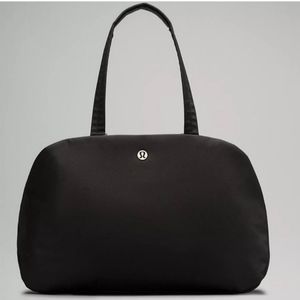 Lululemon City Essentials 25L Bag Black